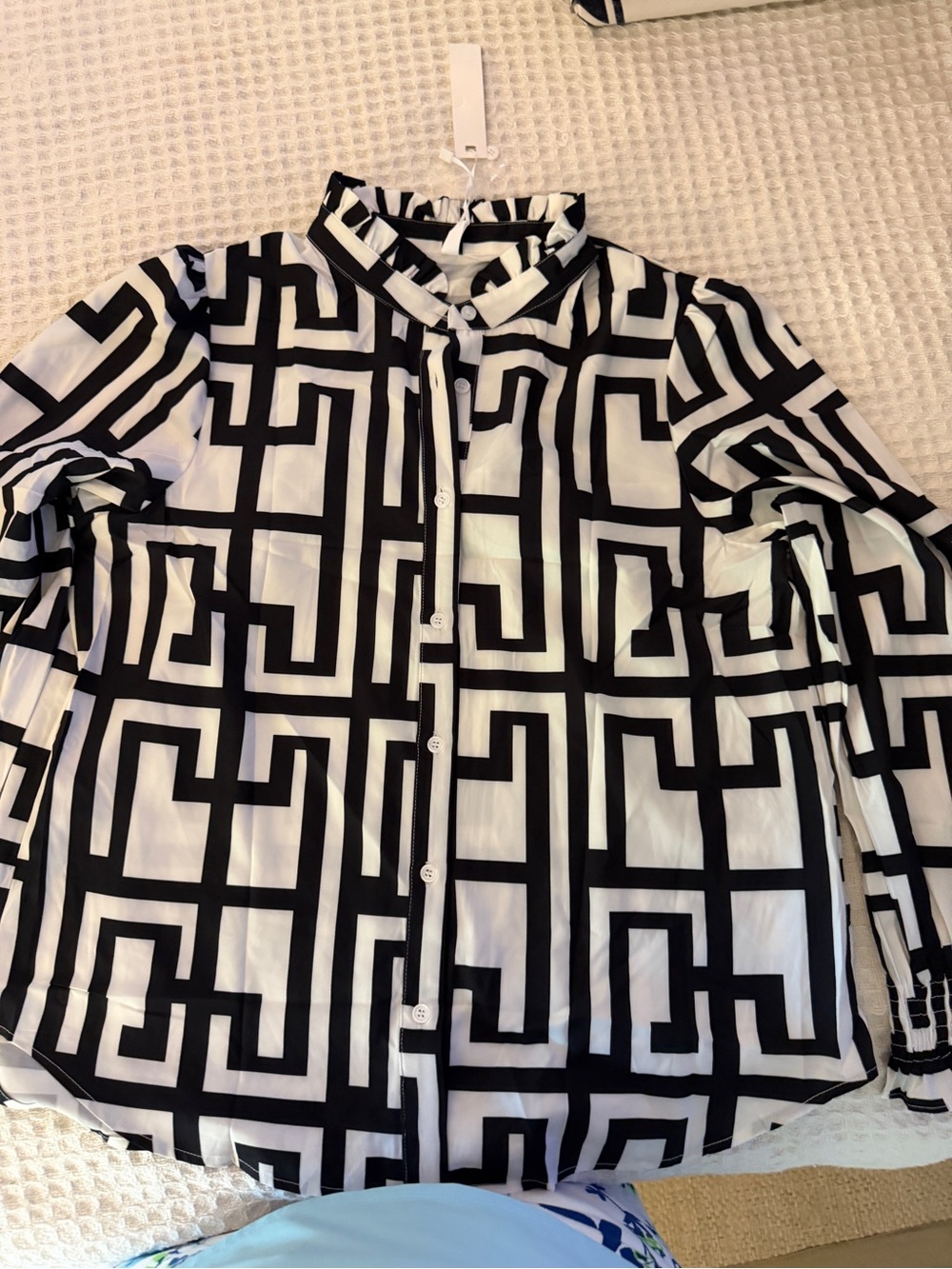 Women’s Black & White Geometric Button-Up Shirt